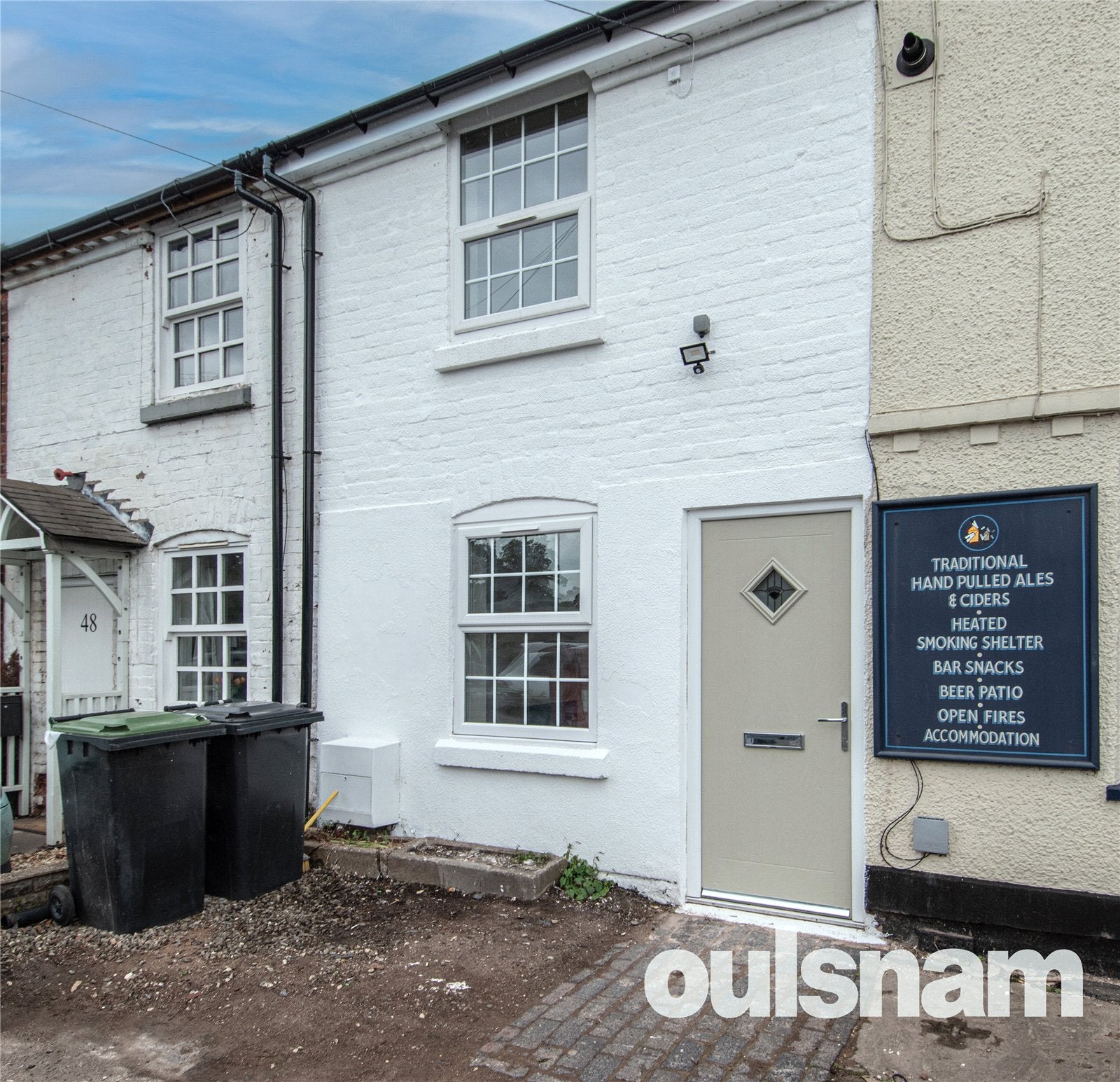 Flat Hanbury Road in Bromsgrove