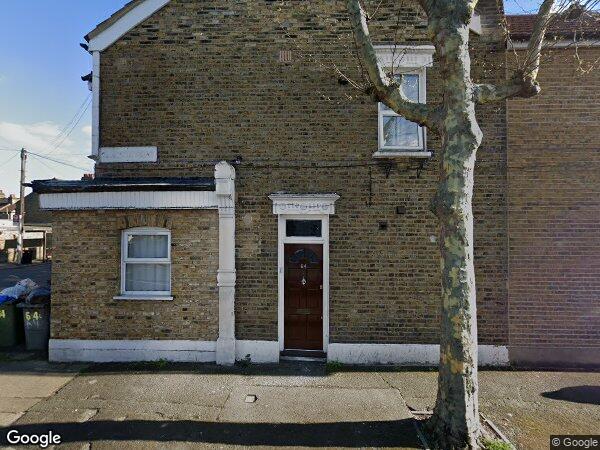Room Clacton Road in Greater London