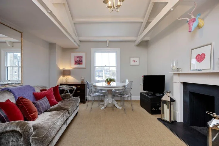 Flat Cranley Place in Greater London