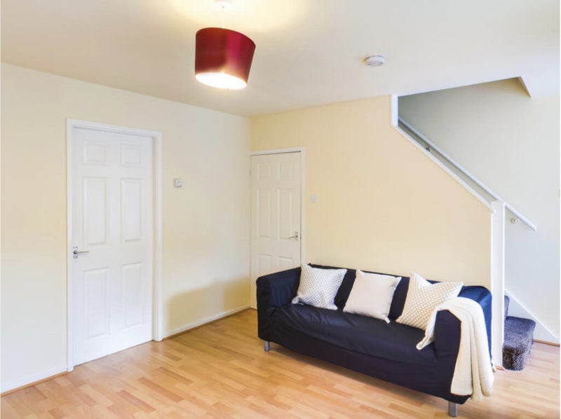 Room Gemini Road in Salford