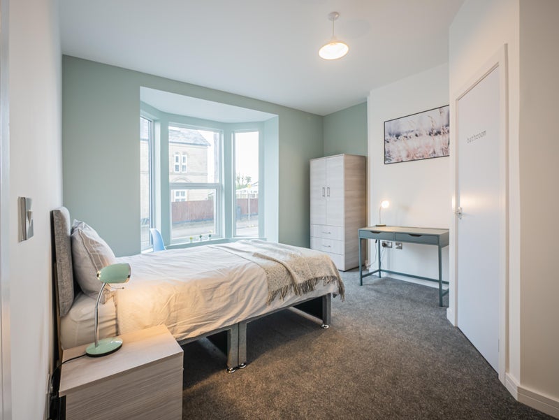 Room Dodworth Road in Barnsley