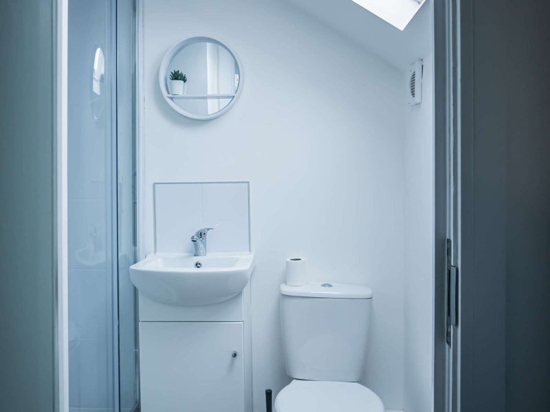 Room Dodworth Road in Barnsley