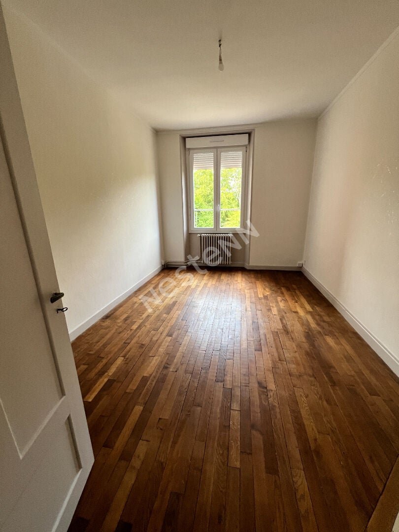 Appartement Rue Ehrard de Nazelle à Villeneuve-sur-Aisne