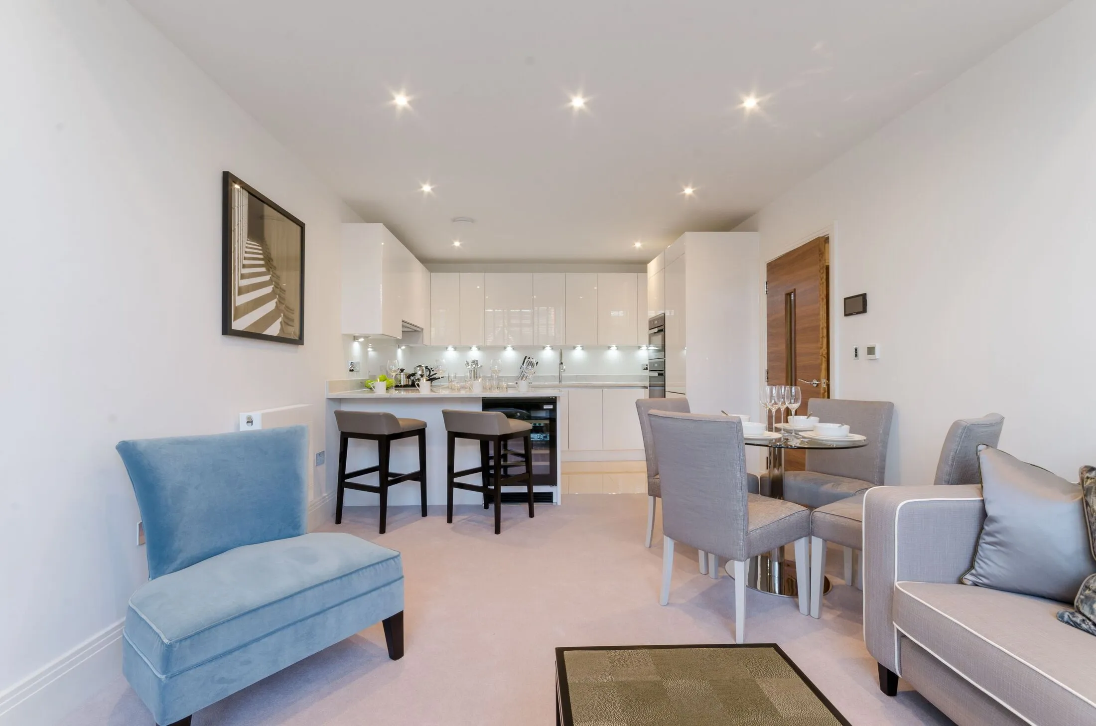 Flat Crabtree Lane in Greater London