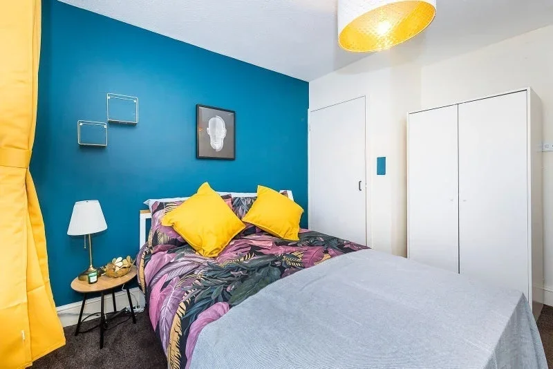 Room Fakruddin Street in Greater London