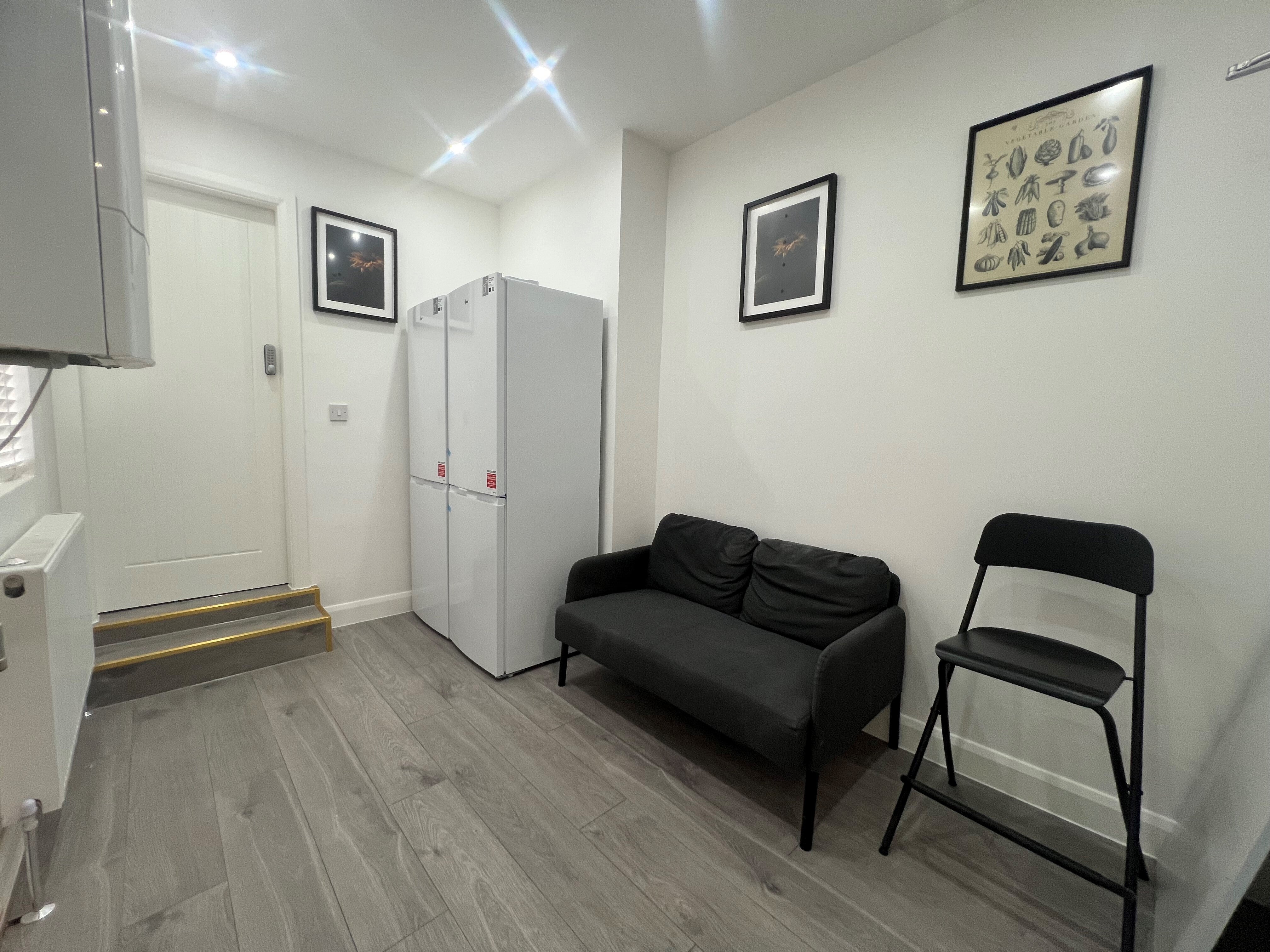 Room Lightwoods Road in Sandwell