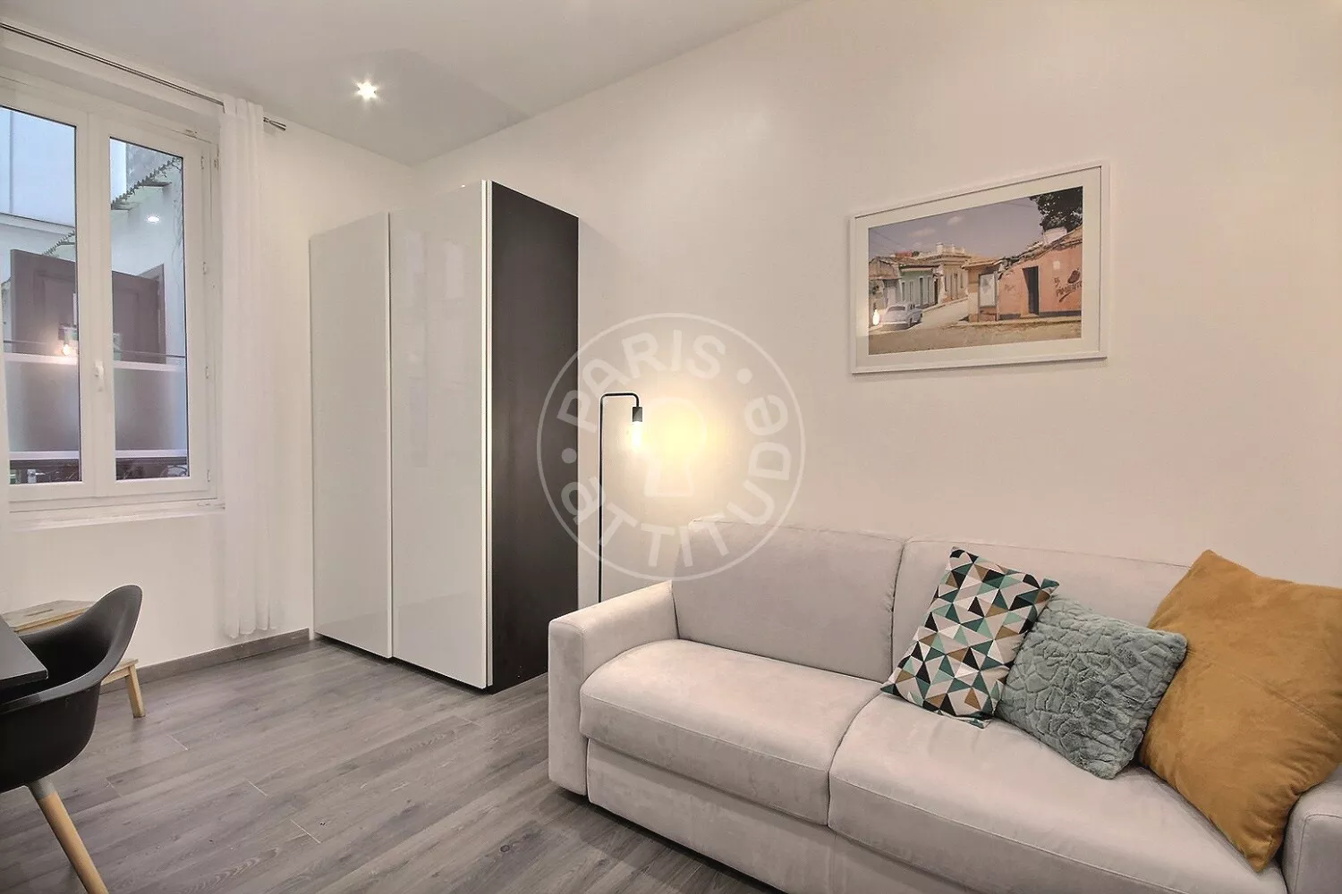 Appartement Rue de la Colonie à Paris