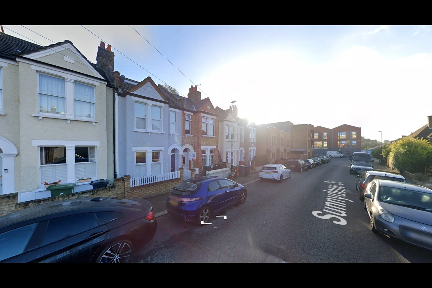 Flat Sunnydene Street in Greater London