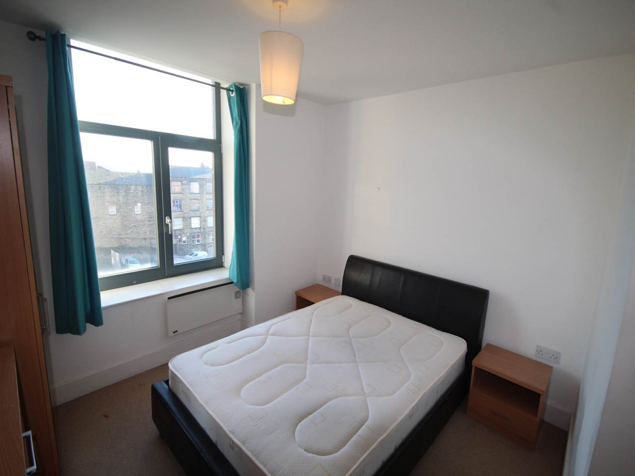 Flat Grattan Road in Bradford