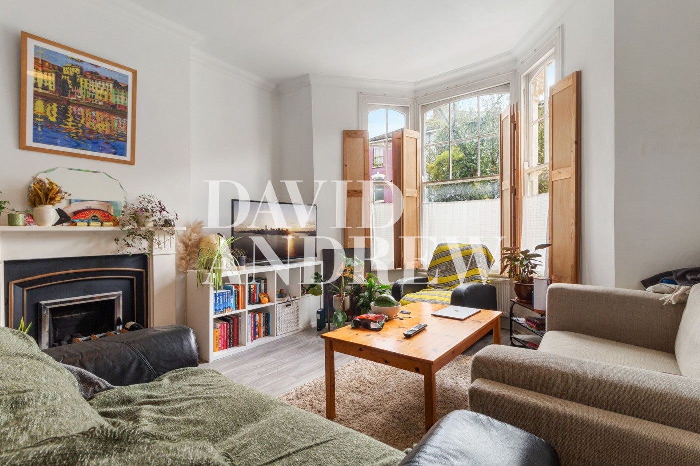 Flat Wilberforce Road in Greater London