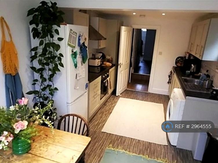 House Fenham Road in Greater London
