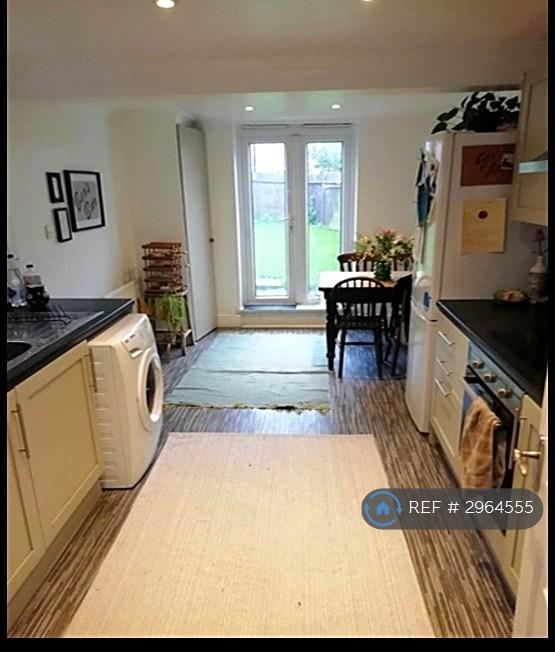 House Fenham Road in Greater London