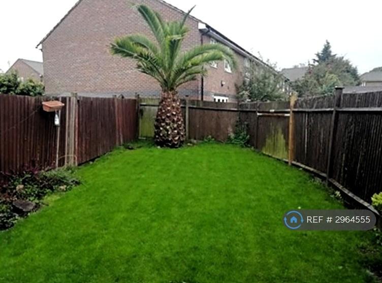 House Fenham Road in Greater London