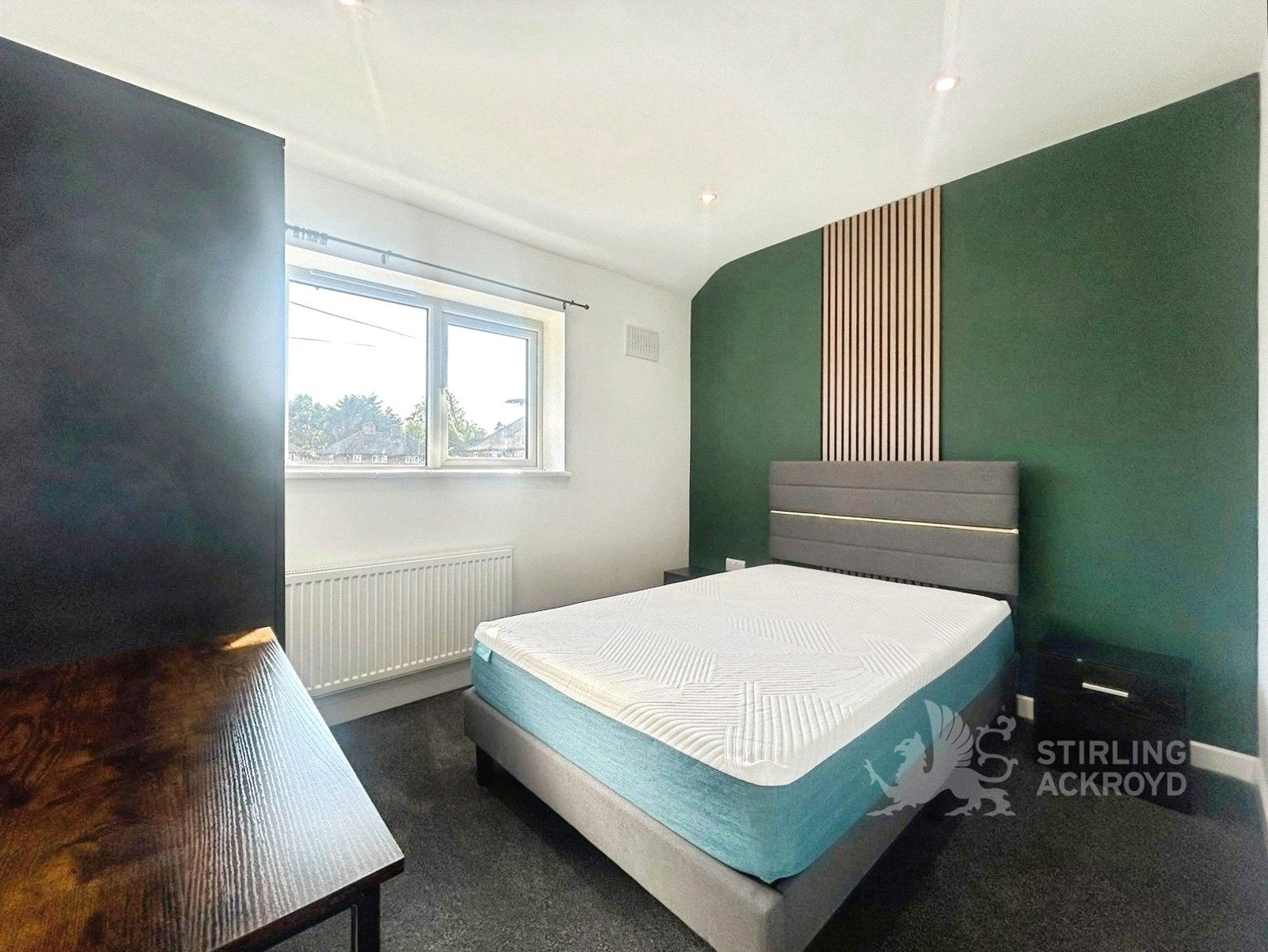 Room Maple Grove in Guildford