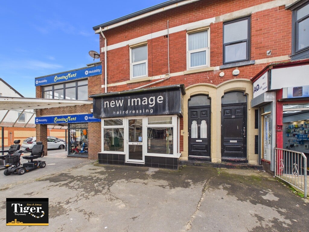 Flat Victoria Road West in Borough of Wyre