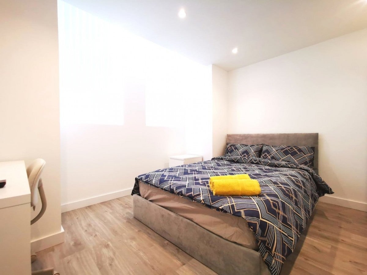 Flat Ferndale Road in Liverpool