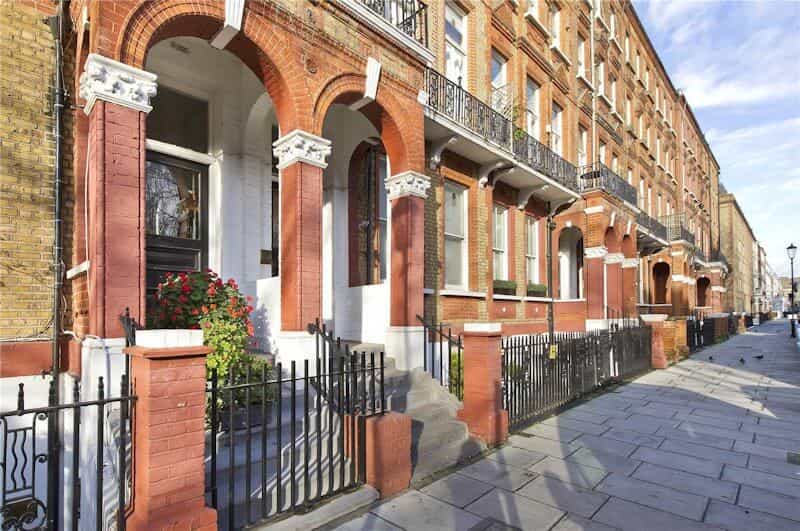 Flat Nevern Square in Greater London