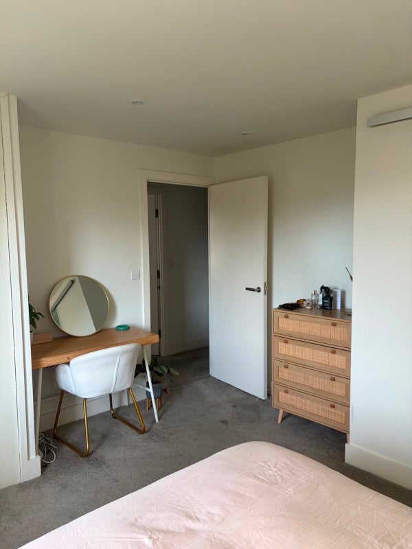 Flat Tiltman Place in Greater London