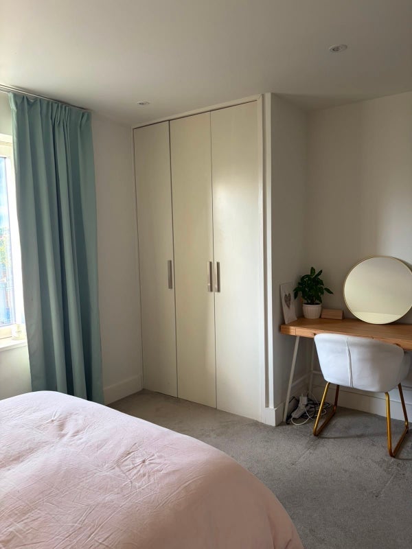 Flat Tiltman Place in Greater London