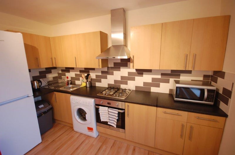 Room Princes Way in Greater London