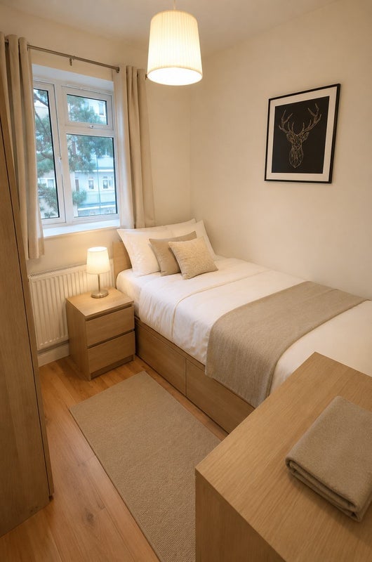 Room Princes Way in Greater London