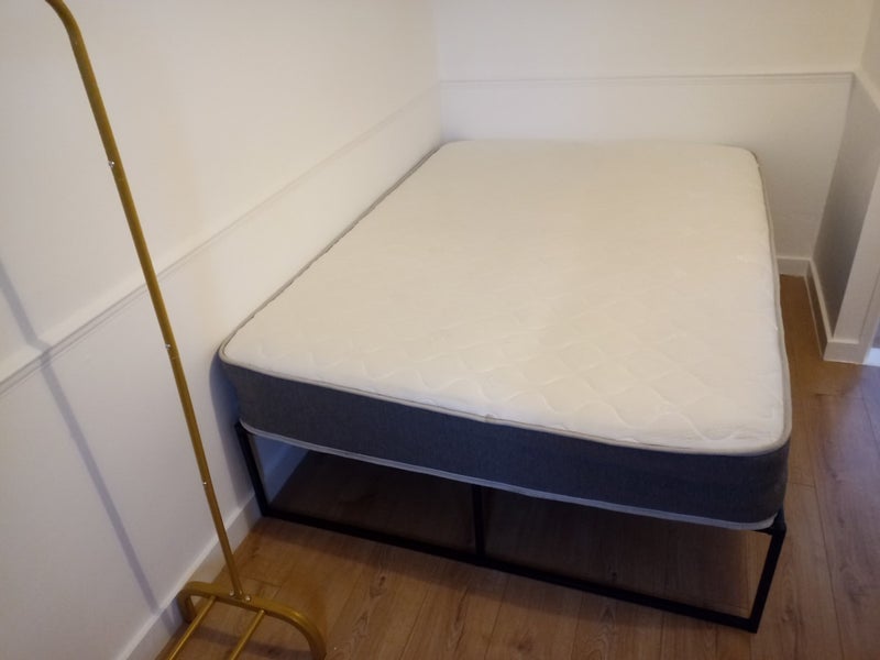 Room Cressingham Gardens in Greater London