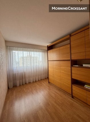 Flat Rue Jules Michelet in Colombes
