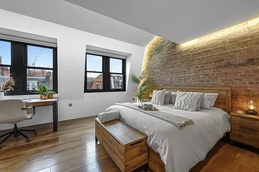 Flat Great Titchfield Street in City of Westminster