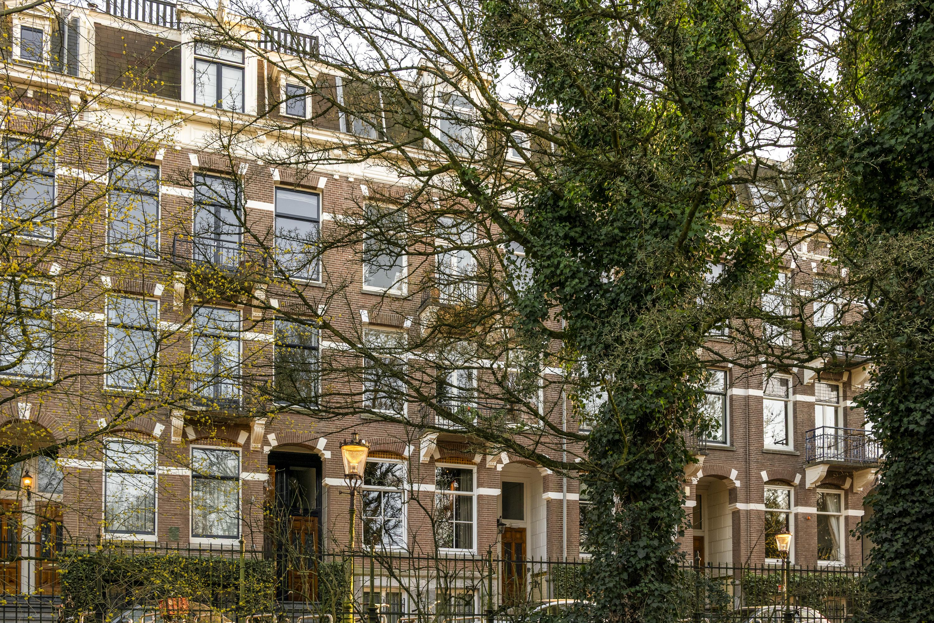 Huis Vossiusstraat 39 H in Amsterdam