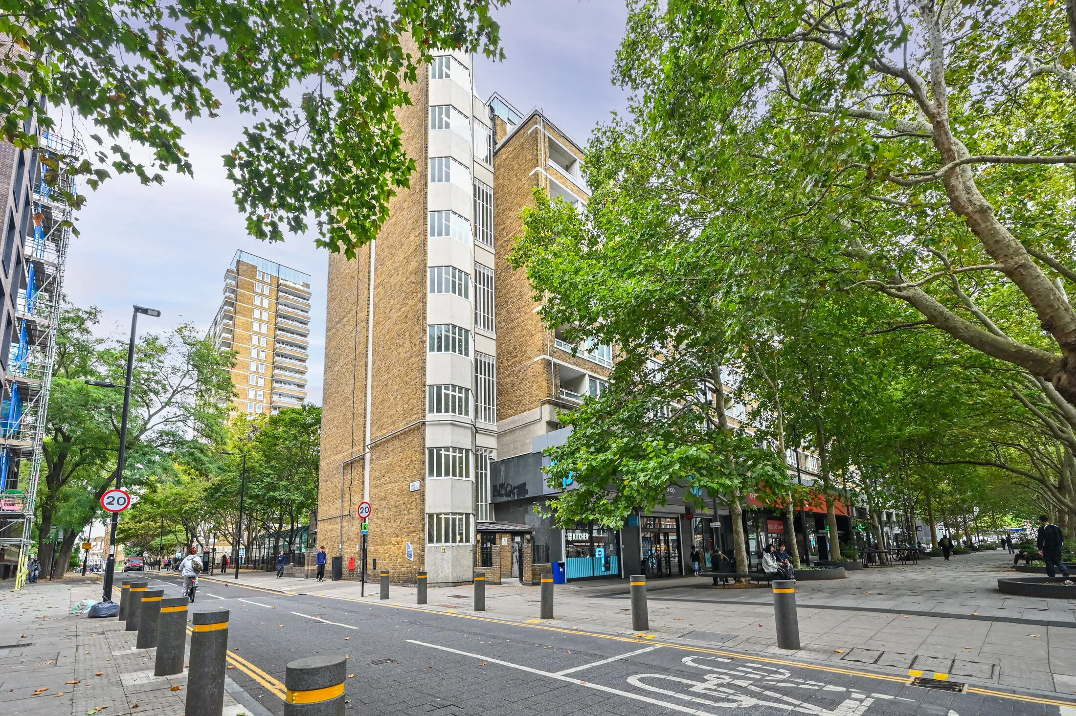 Flat Old Street Promenade of Light in Greater London