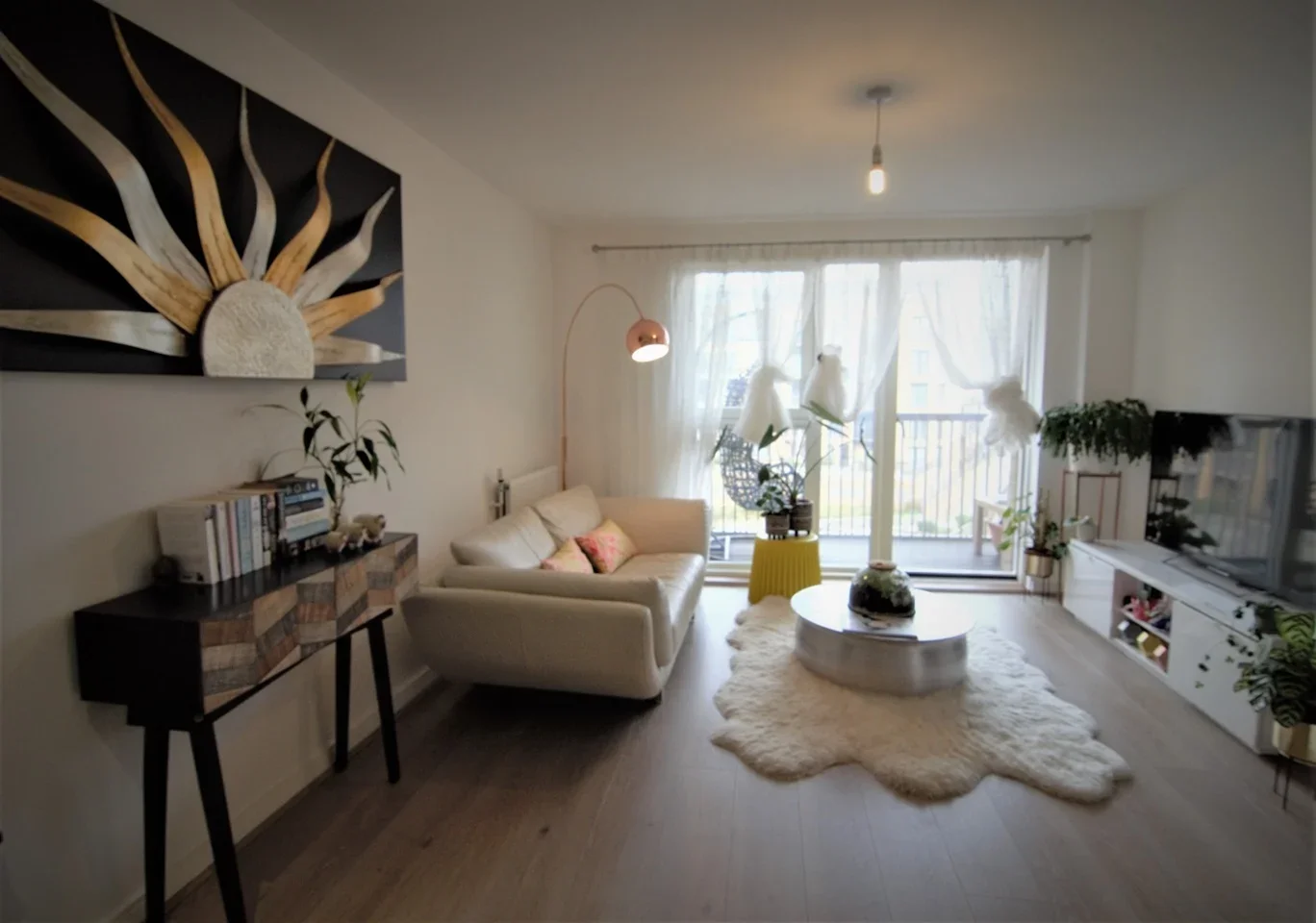 Flat Cabot Close in Greater London
