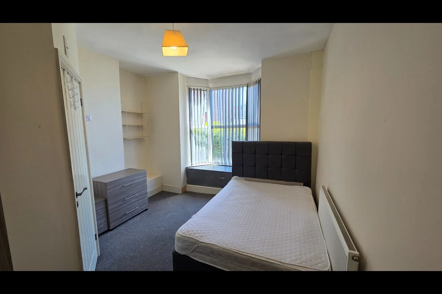 Room Ropery Road in West Lindsey