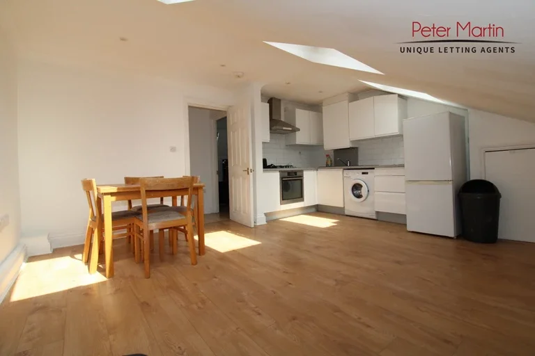 Flat Portsdown Mews in Greater London