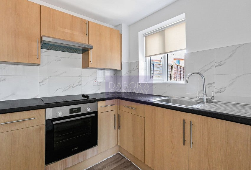 House Blunden Close in Greater London
