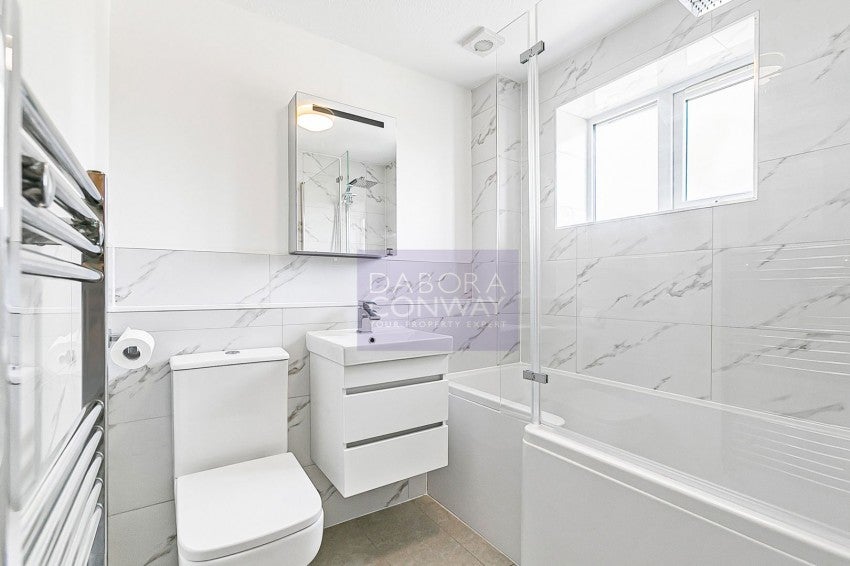 House Blunden Close in Greater London