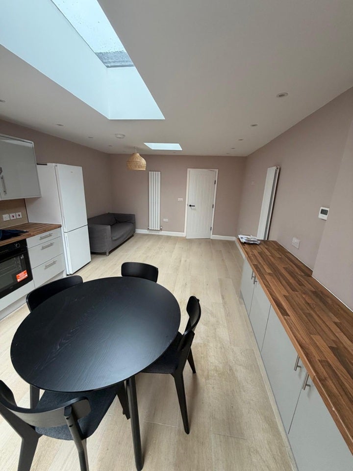 Flat Gayton Road in Greater London