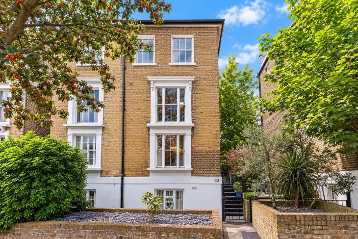 House Prince of Wales Road in Greater London