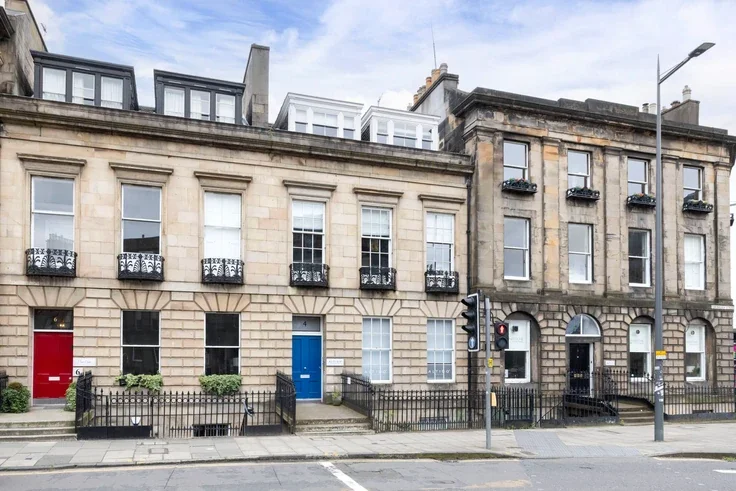 Flat Torphichen Street in City of Edinburgh
