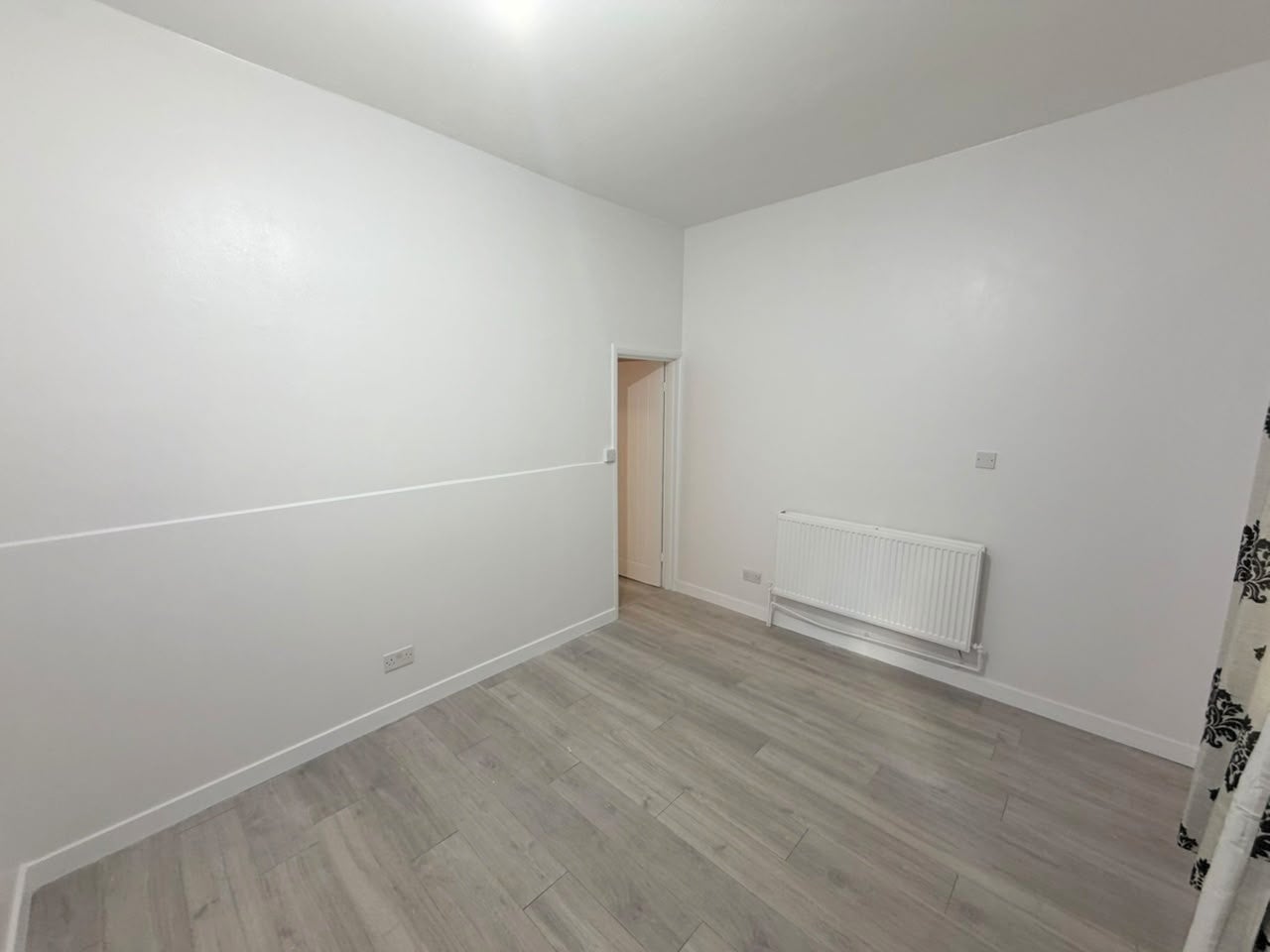 Flat Wastdale Road in Greater London