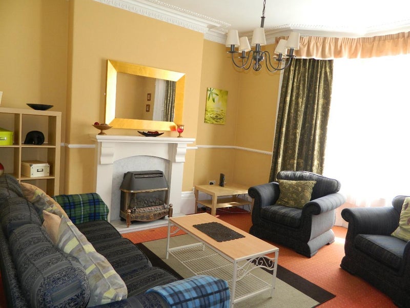 Room Lorne Terrace in Sunderland