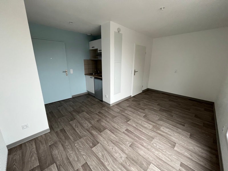 Flat Rue de Pîtres in Franqueville-Saint-Pierre