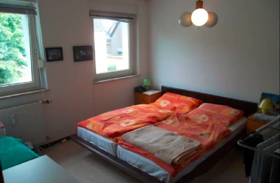 Zimmer Dirschauer Weg in Düsseldorf