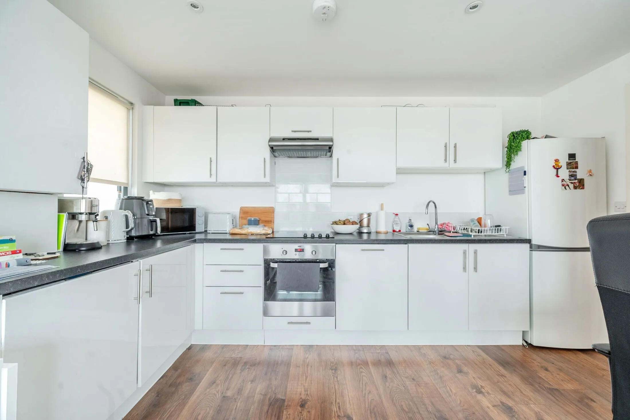 Flat Imperial Drive in Greater London