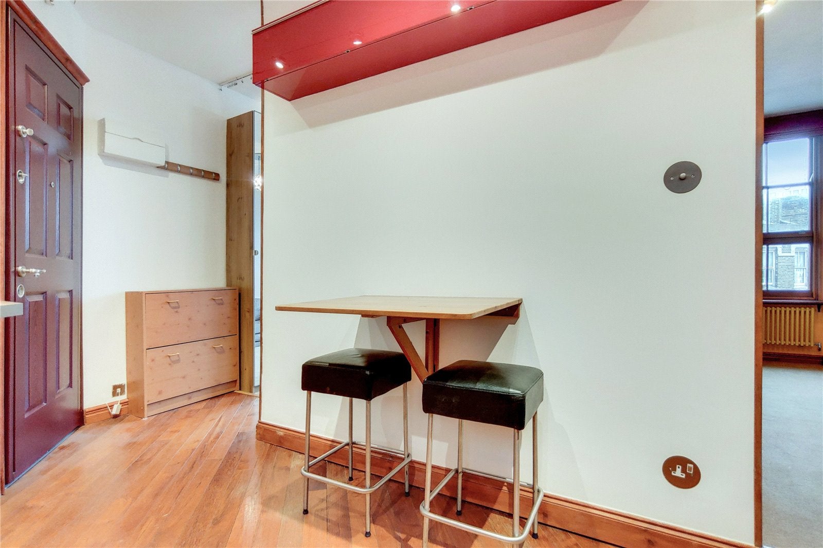 Flat Clerkenwell Road in Greater London