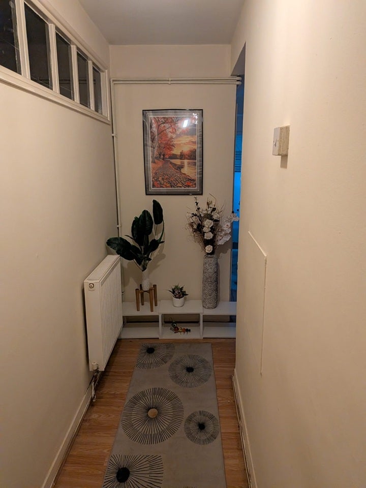 Room Bedford Road in Greater London