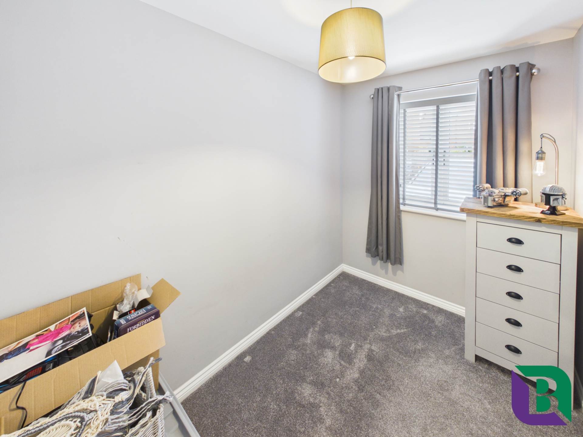 Flat Fletton Dell in Milton Keynes