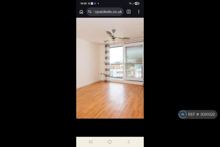 Flat Charles Street in Surrey Heath