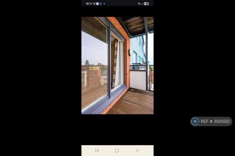 Flat Charles Street in Surrey Heath