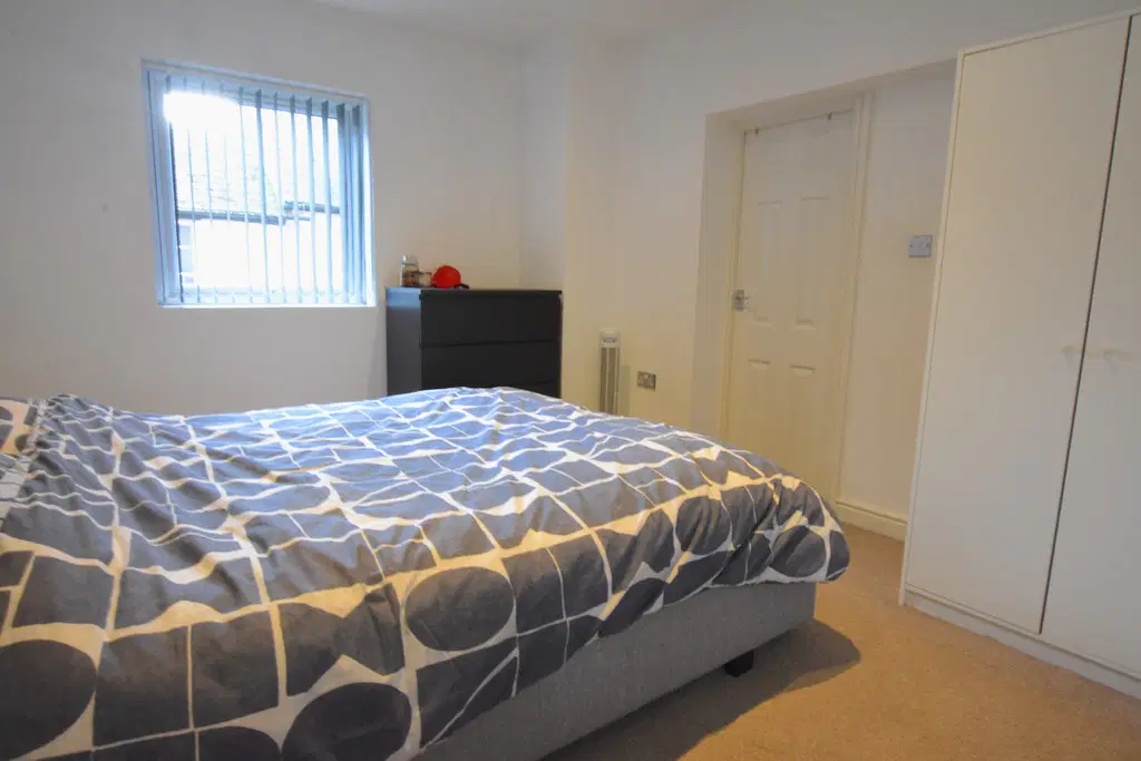 Flat Windsor Court in Rugby