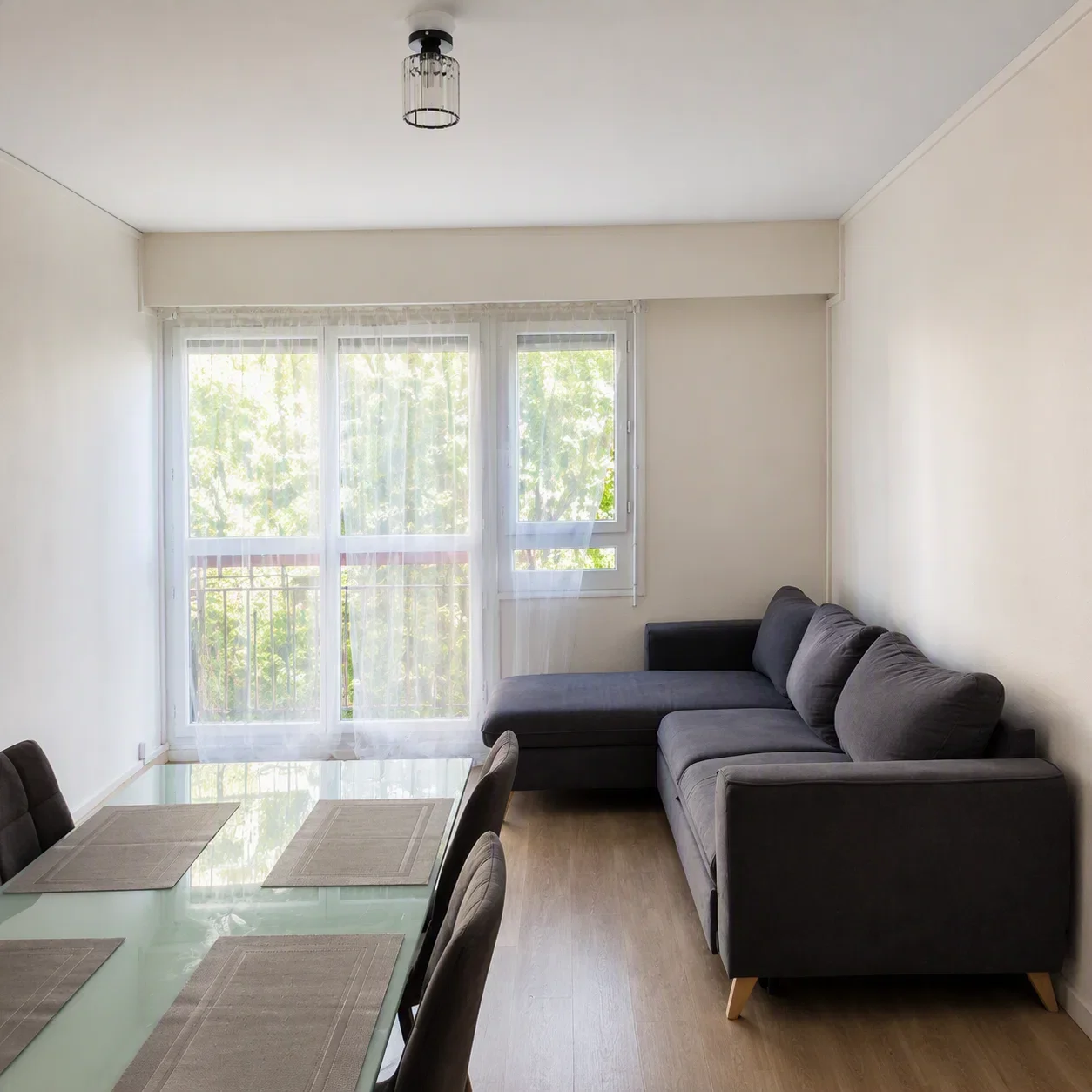 Room Rue Robert Ranjard in Tours
